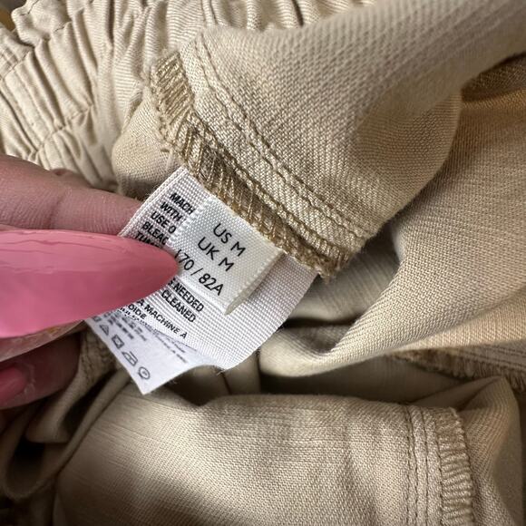 FREE PEOPLE Ready To Run Cinch Waist Pant in Parchment Size Medium Smocked Waist - Picture 12 of 14